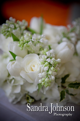Best Lakeside wedding at Paradise Cove in Orlando, Florida - Wedding photographer - Sandra Johnson (SJFoto.com)